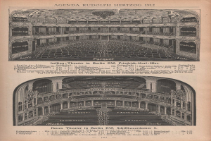 Eine alte Buchseite mit einer Zeichnung aus dem Jahr 1912 von einem großen Auditorium in Berlin, Deutschland, begleitet von Text, der das Layout des Theaters beschreibt.