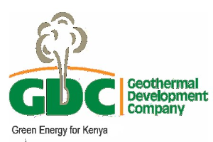 Ein grüner Kreis mit einer weißen Umrandung und einem weißen Stern in der Mitte, umgeben von einem grünen Ring mit dem Text "Geothermal Development Company" in Weiß, mit dem Satz "Green Energy for Kenya" darunter in fetter, schwarzer Schrift.