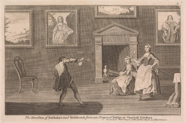 Zwei Personen spielen Tischtennis in einem Raum mit Kamin, Stühlen und gerahmten Fotos, mit Text unten lesend "Die Abweichung von Battledore und Shuttlecock von einem Originaldesign in Vauxhall Gardens."