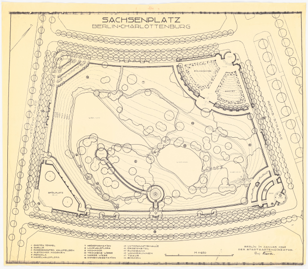 Ein detaillierter alter Stadtplan von Sachsenplatz in Berlin, Deutschland, mit Parklayout und Text mit zusätzlichen Informationen zum Gebiet.