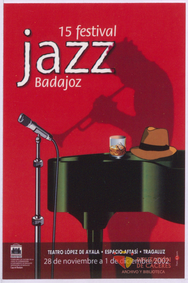 Plakat für das 15. Festival Jazz Badajoz mit einem Mikrofon, einem Hut und einem Glas auf einem Tisch mit Textinformationen zum Festival.